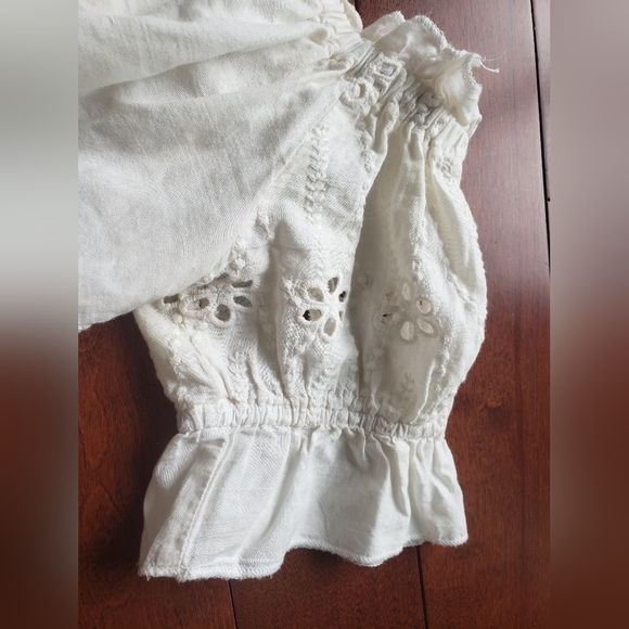 Japna White Cropped Off-Shoulder Shirt| Size S/P - Picture 5 of 8